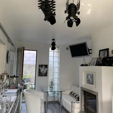 アパート Hollywood