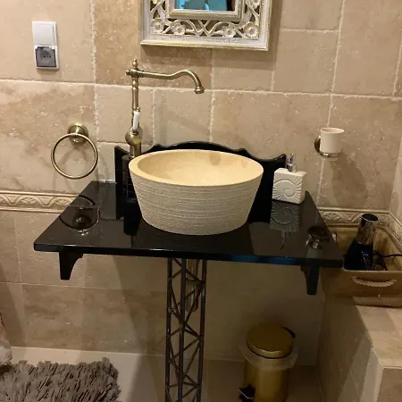 Hollywood アパート *